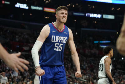 George scores 34 Clippers school young Spurs 106 92