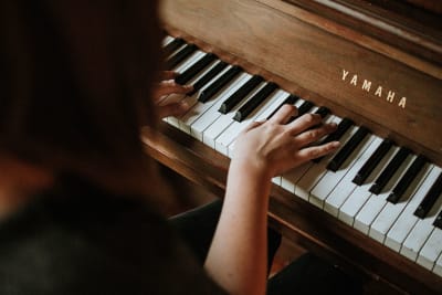 Learn to play Piano online