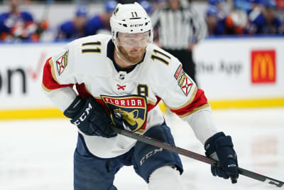 Panthers, Carter Verhaeghe agree to four-year extension