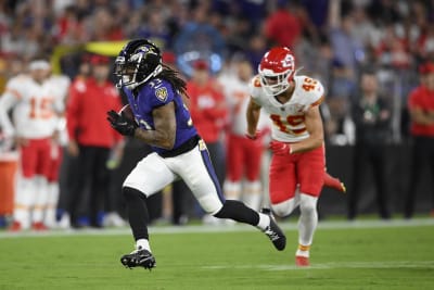 Photo: Baltimore Ravens Ray Lewis Tackles Kansas City Chiefs