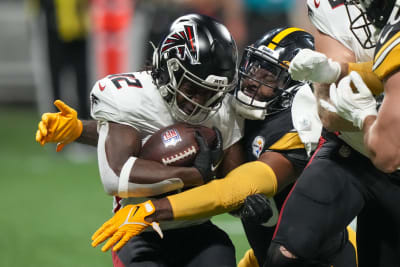 Kenny Pickett and the Steelers' starters cap an impressive preseason in a  win over the Falcons - ABC News