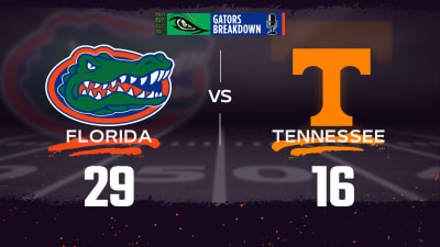 Gator deals football score