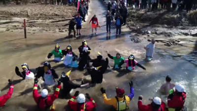 Rochester Polar Plunge draws nearly 2,000 participants