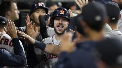 Chicago White Sox edge defending world champion Houston Astros