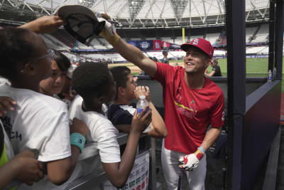 From Yankees caps to unbuttoned jerseys, MLB is hoping fashion fuels  interest in France