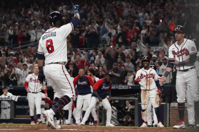 Lucky lumber: Rosario's hot bat leads Braves to Series