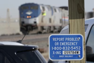 Group rescued after Sandia Tram gets stuck overnight