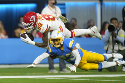 Kansas City Chiefs vs Los Angeles Chargers - November 21, 2022