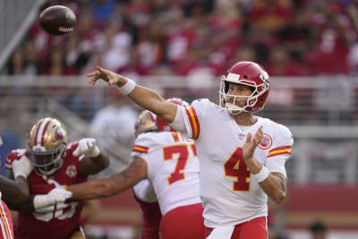 Mahomes dazzles as Chiefs rally for 33-29 win over Browns