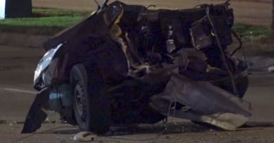 Houston crash: 1 dead, 1 injured after car crashes into tree on S