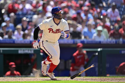 Maton's walk-off single gives Phillies 7-6 win over Reds