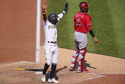 Rodolfo Castro's On-Field MLB Phone Flub a Relatable Moment