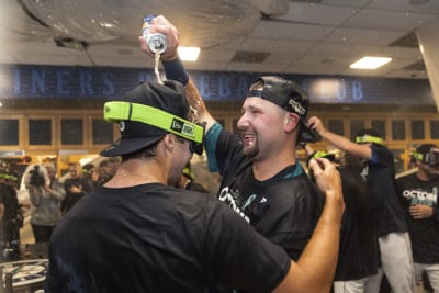 2022 October Rise Postseason Locker Room Seattle Mariners T-Shirt