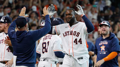 Yuli Gurriel of the Houston Astros hits a walkoff home run in the