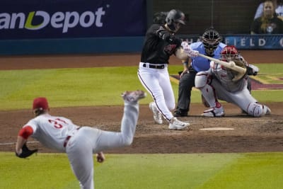 Phillies' bats go cold in crunch time in Game 5 loss