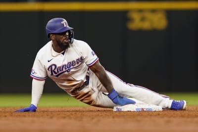 Texas Rangers Shortstop Elvis Andrus Becomes a U.S. Citizen