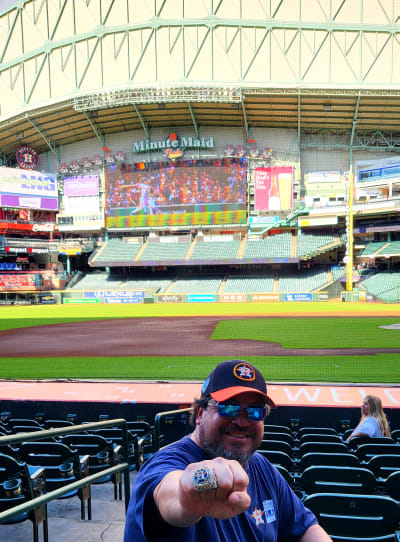 PHOTOS: Houston Astros fans gear up for Game 6 of ALCS