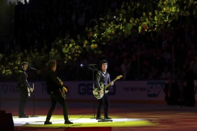 Laila Anderson introduced the St. Louis Blues All-Stars and did an