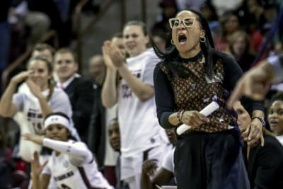 South Carolina's Dawn Staley is AP women's coach of the year – Macomb Daily