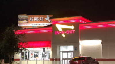 EDITORIAL: 8 Ways In-N-Out bests Whataburger - ABC30 Fresno