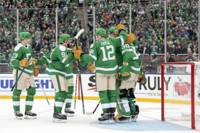 Photos: Dallas Stars defeat Nashville Predators 4-2 in Winter Classic at  Cotton Bowl Stadium, Gallery