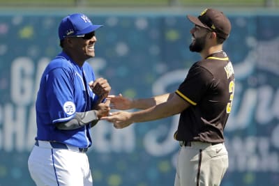 Hosmer's debut with the Padres in Spring Training 