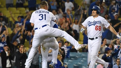 LOS ANGELES, CA - JUNE 13: Los Angeles Dodgers outfielder Jonny