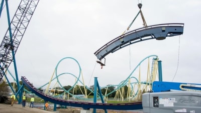 Orlando's Tallest Roller Coaster - SeaWorld's Mako