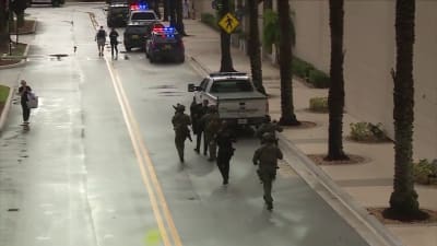 Panicked shoppers flee Town Center at Boca Raton