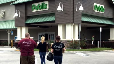 Ponte Vedra Beach neighbors surprise Publix employees with pizza