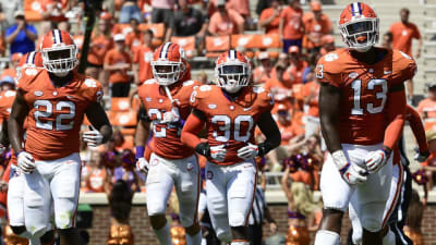 Clemson football: Tigers have 2 of nation's top edge rushers per PFF