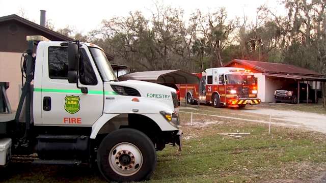 Florida Students Rally Around Classmate With Sticky Notes - Image 3