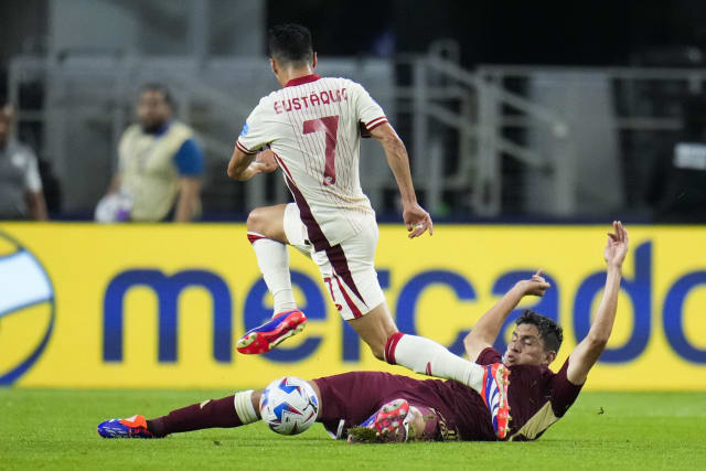 Canada beats Venezuela in extra round of penalty kicks, reaches