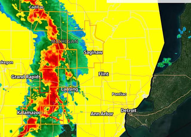 Tornado Chaos Sweeps Through Michigan A Night of Warnings and Power Outages