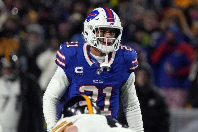 Dolphins sign safety Jordan Poyer to one-year deal per reports