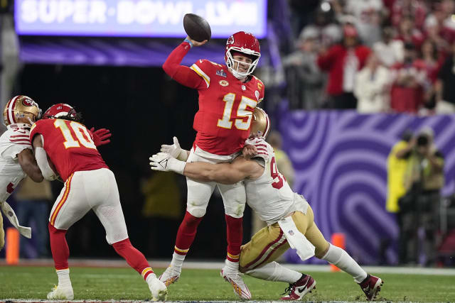 Kansas City Chiefs ganha o Super Bowl num jogo com final dramático