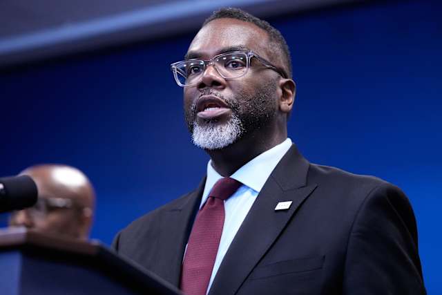 Trump says Illinois governor and Chicago mayor should be jailed as they  oppose Guard deployment