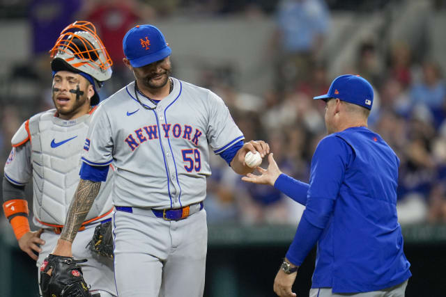 Mets starter Sean Manaea took no-hitter into 6th, even after Texas scored in 1st