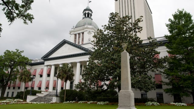 Florida's legislature is going back to Tallahassee. How to contact