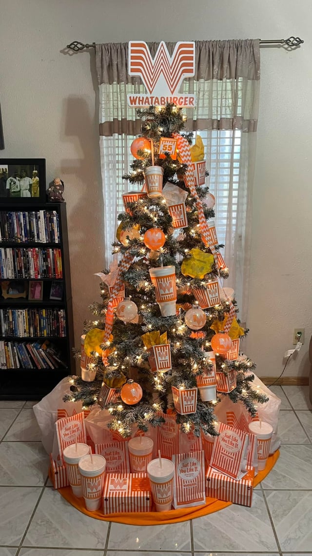 PHOTO Man eats Whataburger for two weeks to decorate Christmas tree