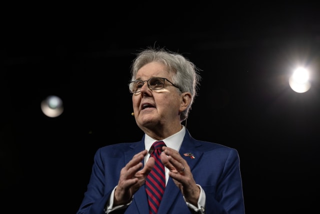 Dan Patrick starts Texas Senate leadership political action committee