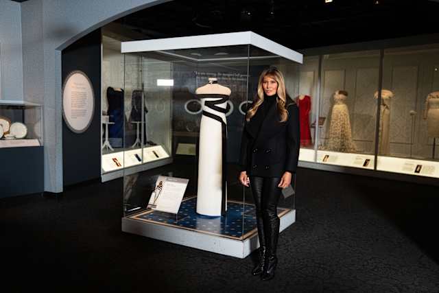 Melania Trump donates her white and black-trimmed inaugural ball gown to the Smithsonian Melania Trump donates her white and black-trimmed inaugural ball gown to the Smithsonian