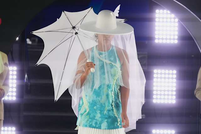 Naomi Osaka makes grand entrance and big fashion statement at