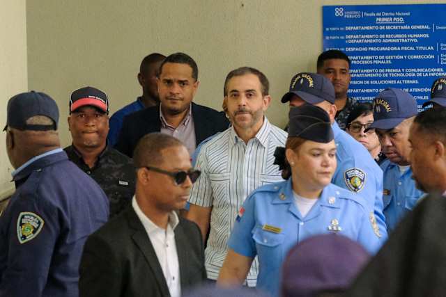 Owners of Dominican club where 236 died in a collapse to stand trial