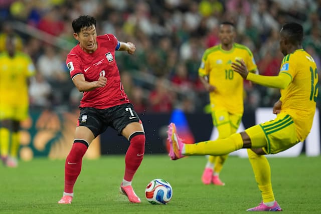 South Africa reaches World Cup knockout round for 1st time with 1-0 win  over South Korea