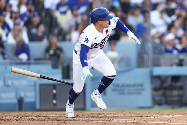 Dodgers get their 'clown in the clubhouse' back as Kiké Hernández