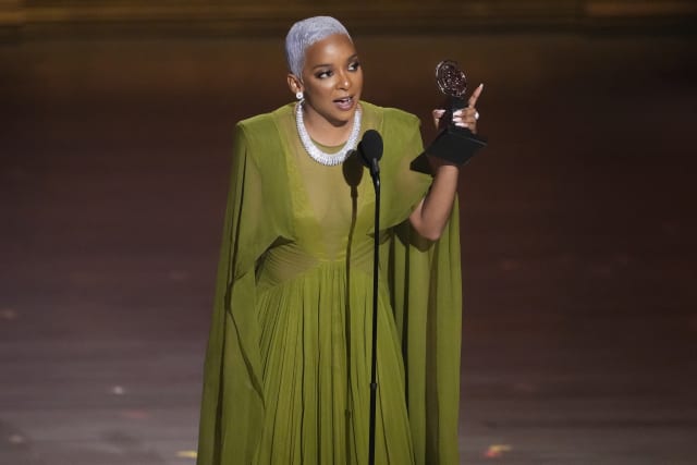 Tonys moments: Hillary Clinton and (sort of) Jay-Z in the house, strides for women and a late upset Tonys moments: Hillary Clinton and (sort of) Jay-Z in the house, strides for women and a late upset