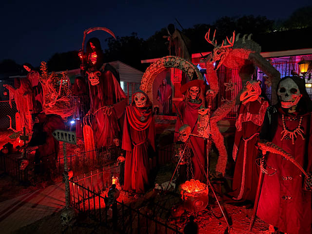 Share your boo-tiful Halloween decor photos, videos on KSAT Connect