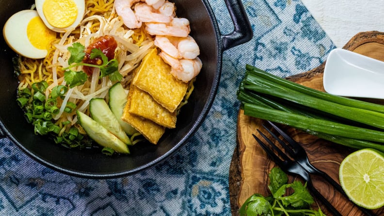 Laksa de camarones al coco
