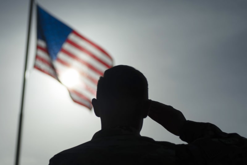 mobile phone discounts for military veterans